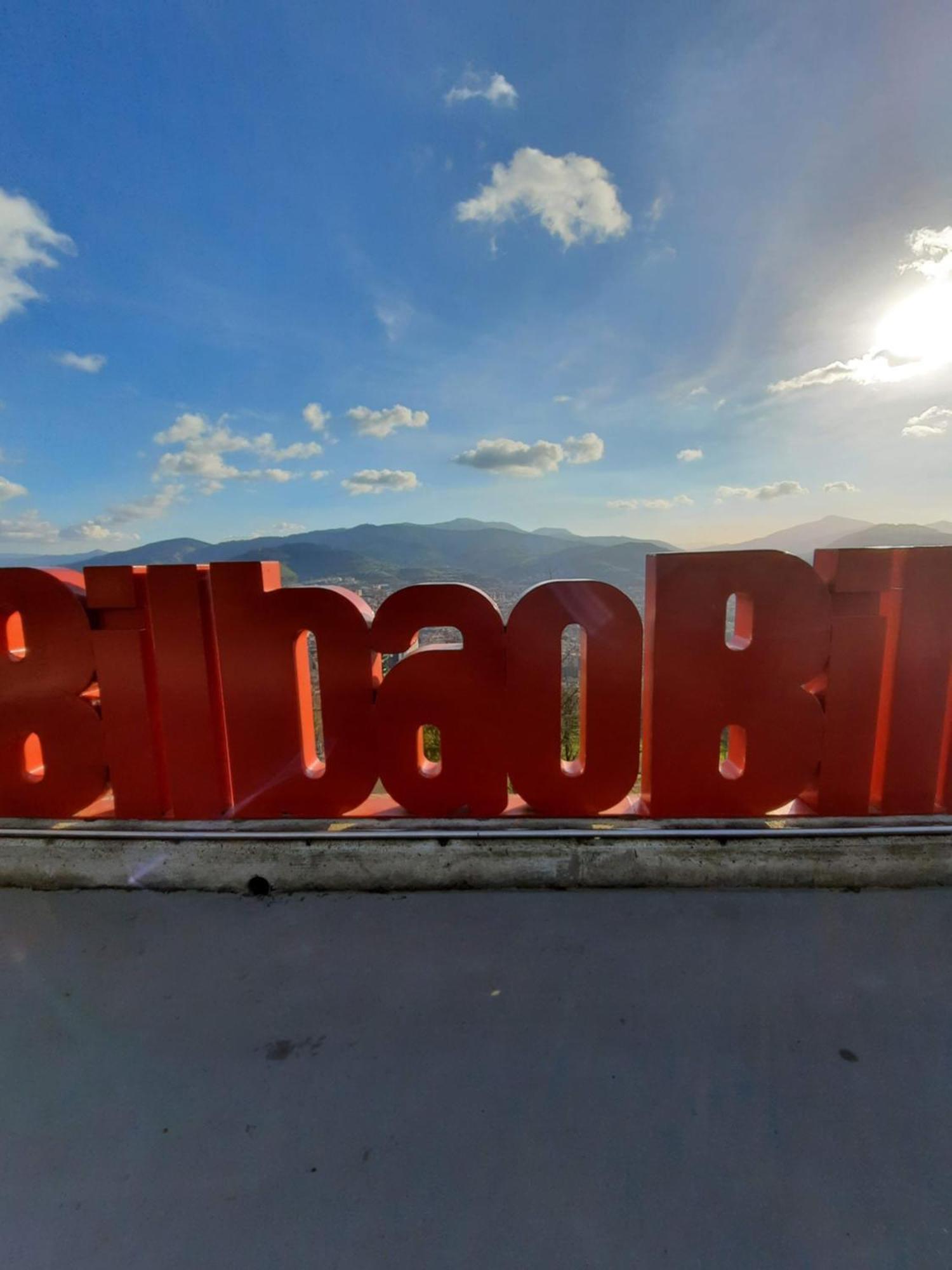 Bilbao, A Un Paso. Appartement Buitenkant foto